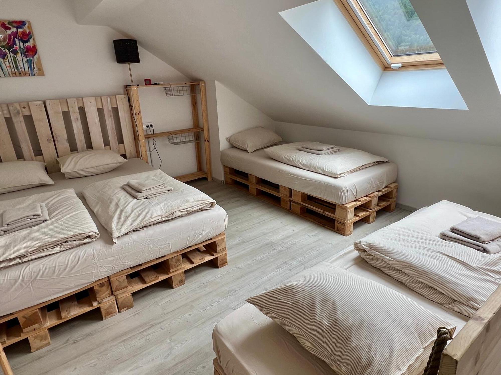 Sport & Sunny Cosy Alpine Retreat Lejlighed Kranjska Gora Eksteriør billede